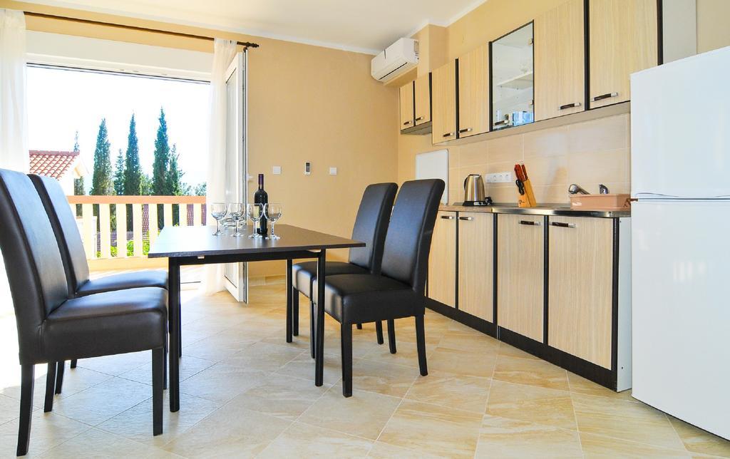 Apartments Mira Tivat Exterior foto